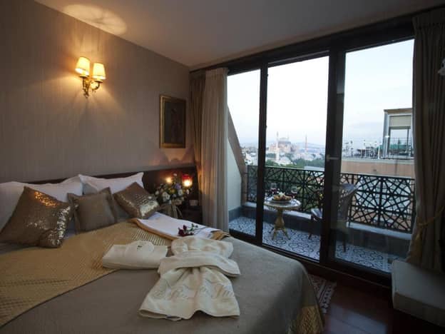 Balcony Room